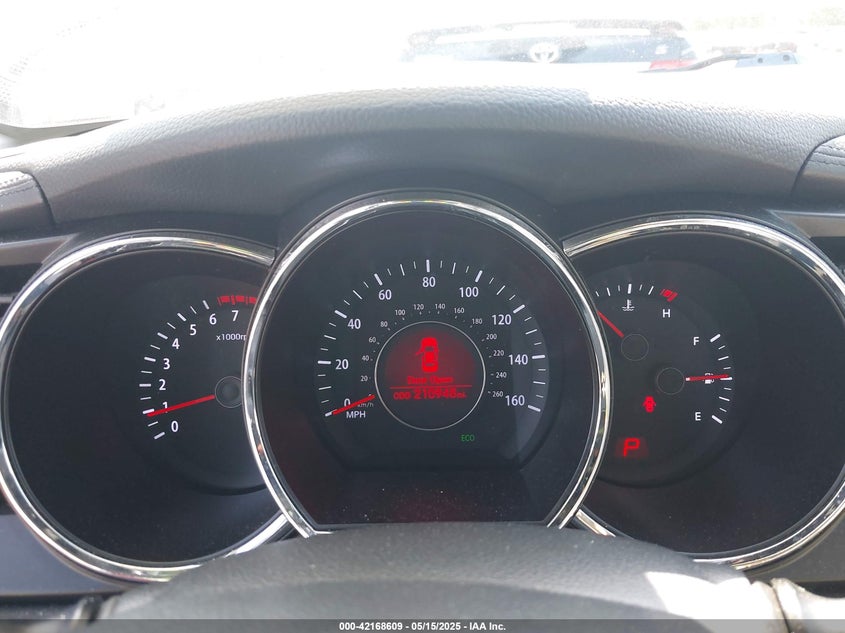 2011 KIA OPTIMA VIN: KNAGN4A77B5070102