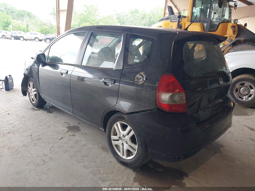 2008 HONDA FIT VIN: JHMGD38698S046664