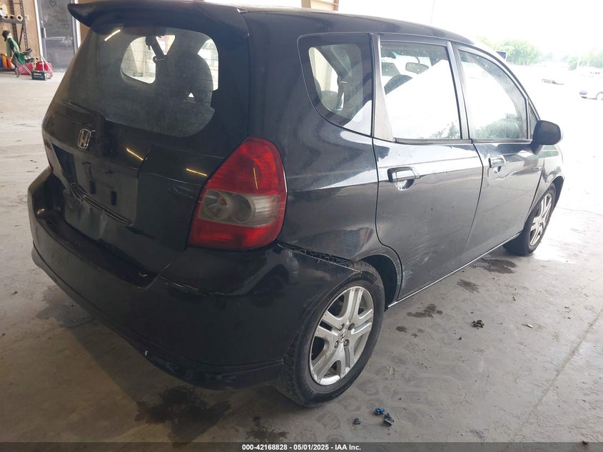 2008 HONDA FIT VIN: JHMGD38698S046664