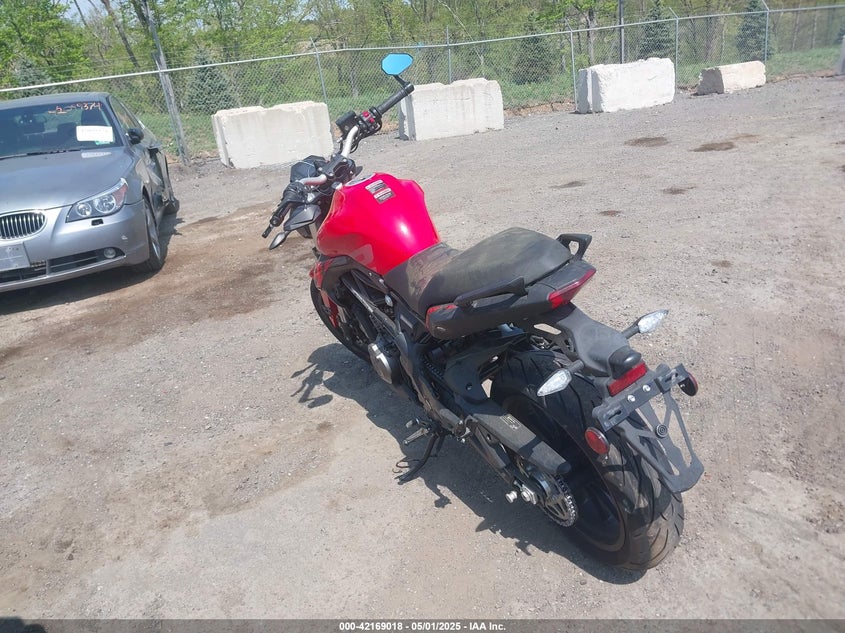 VIN: LBBPHE044PBE40113 2023 BENELLI 302S