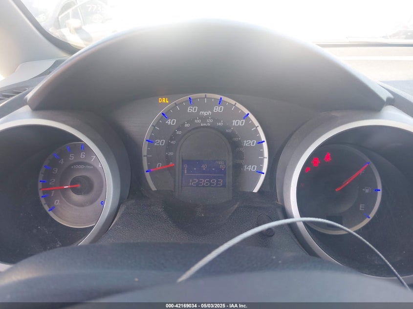 2010 HONDA FIT VIN: JHMGE8H40AC039689