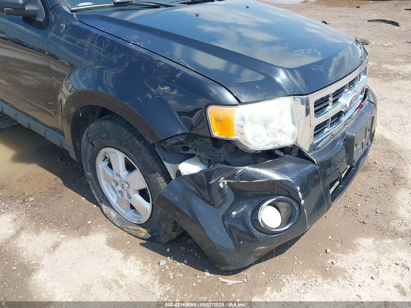 2010 FORD ESCAPE VIN: 1FMCU0DG8AKC68126