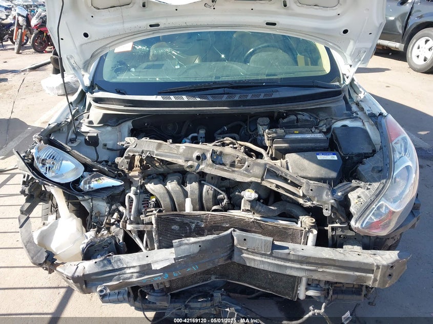 2013 HYUNDAI ELANTRA VIN: 5NPDH4AE3DH251471