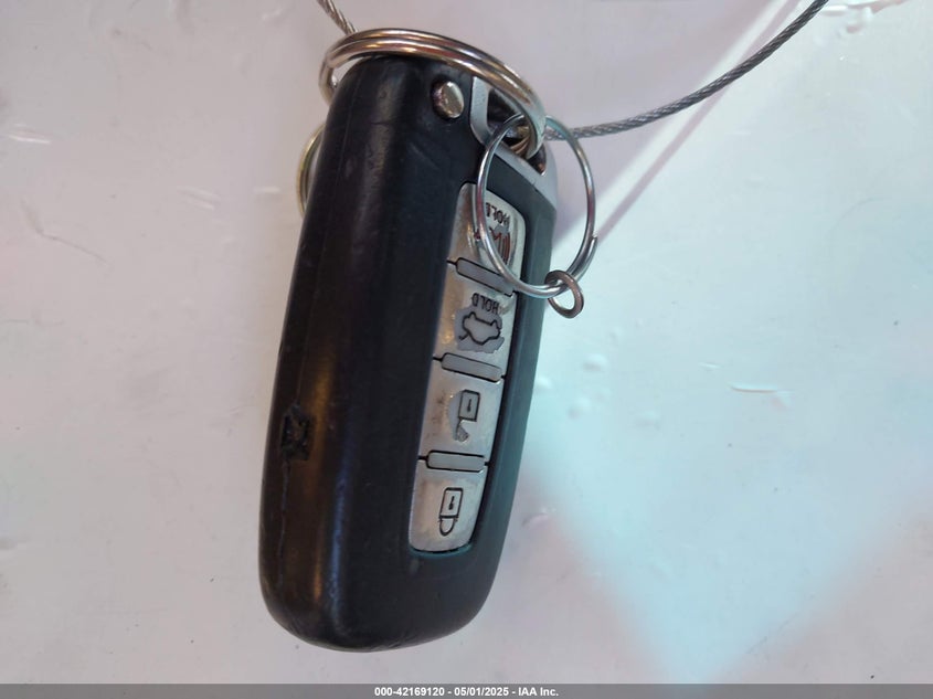 2013 HYUNDAI ELANTRA VIN: 5NPDH4AE3DH251471