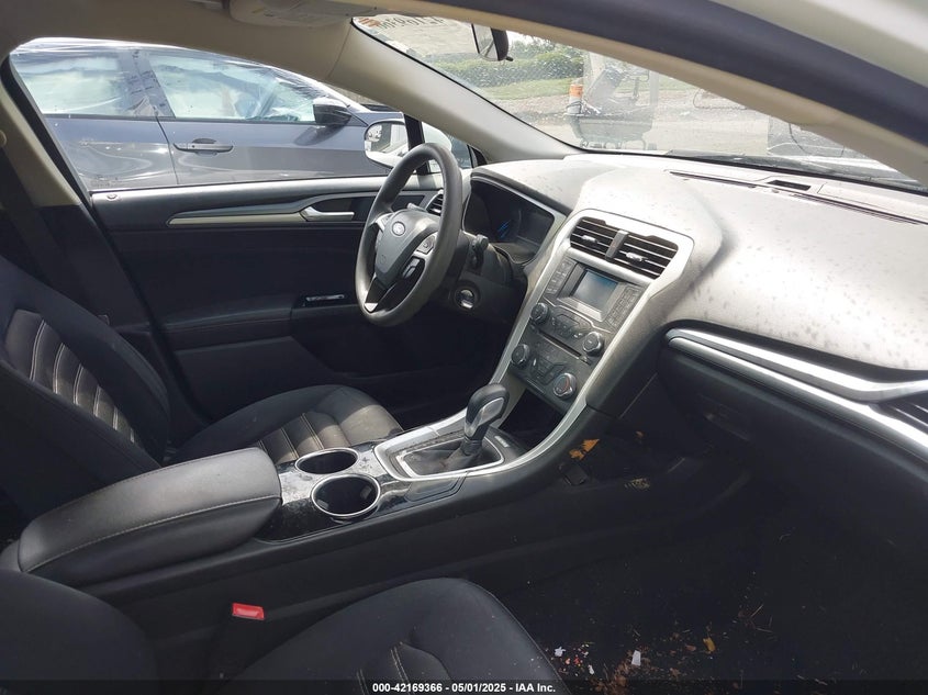 2013 FORD FUSION VIN: 3FA6P0H73DR249038