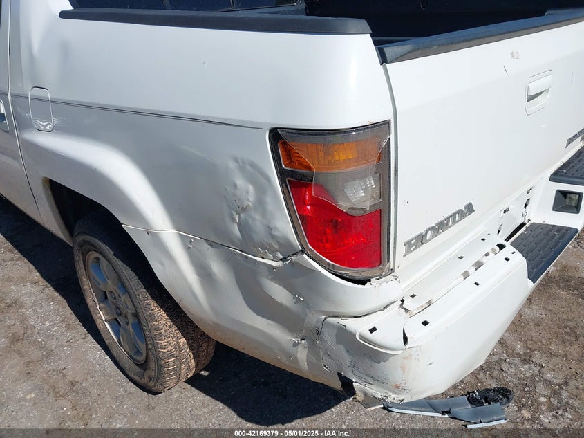 2006 HONDA RIDGELINE VIN: 2HJYK16506H562857