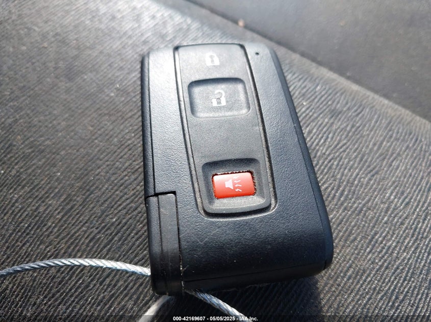 2010 TOYOTA PRIUS VIN: JTDKN3DU5A0138384