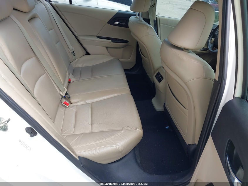2013 HONDA ACCORD VIN: 1HGCR3F87DA011628