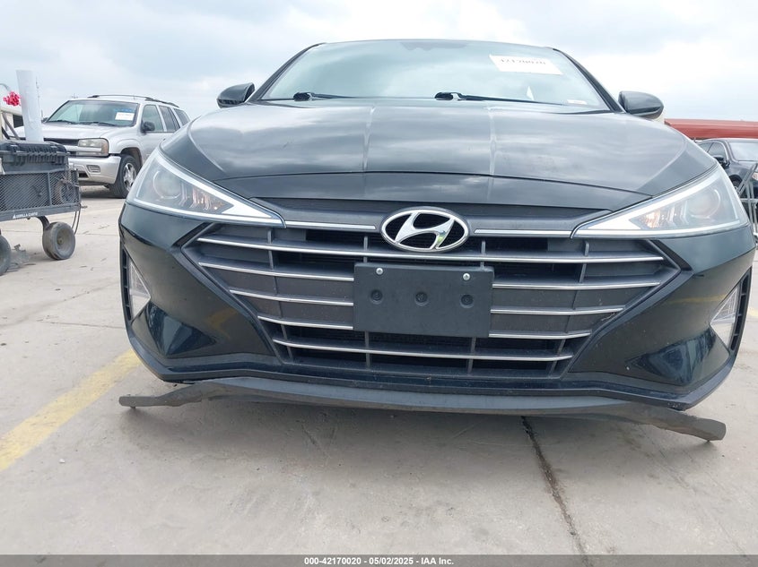 2020 HYUNDAI ELANTRA SEL - 5NPD84LF1LH508261