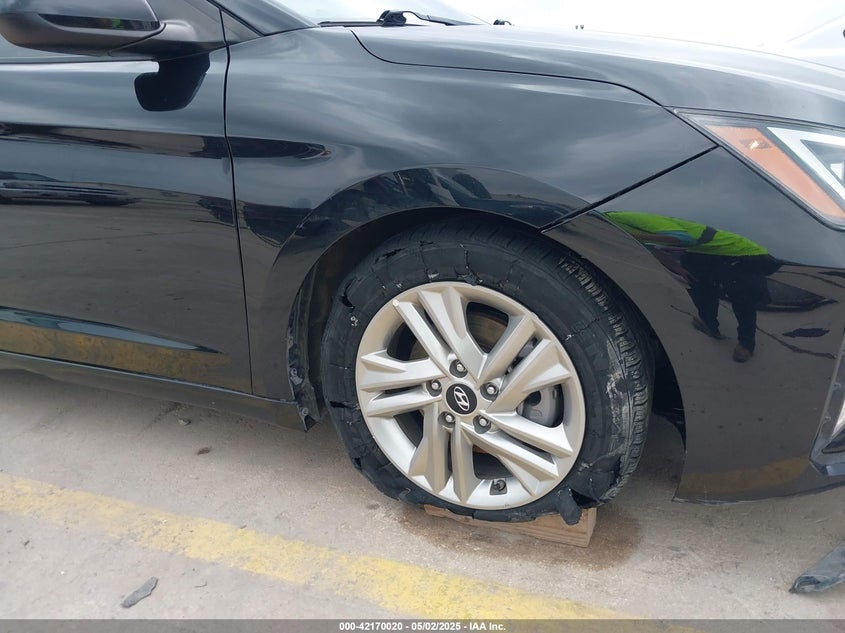 2020 HYUNDAI ELANTRA SEL - 5NPD84LF1LH508261