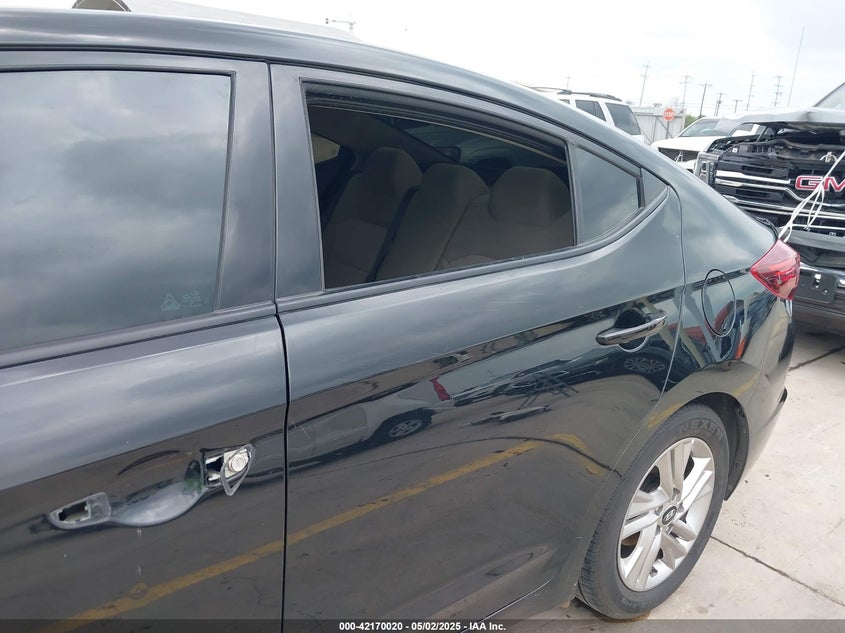 2020 HYUNDAI ELANTRA SEL - 5NPD84LF1LH508261