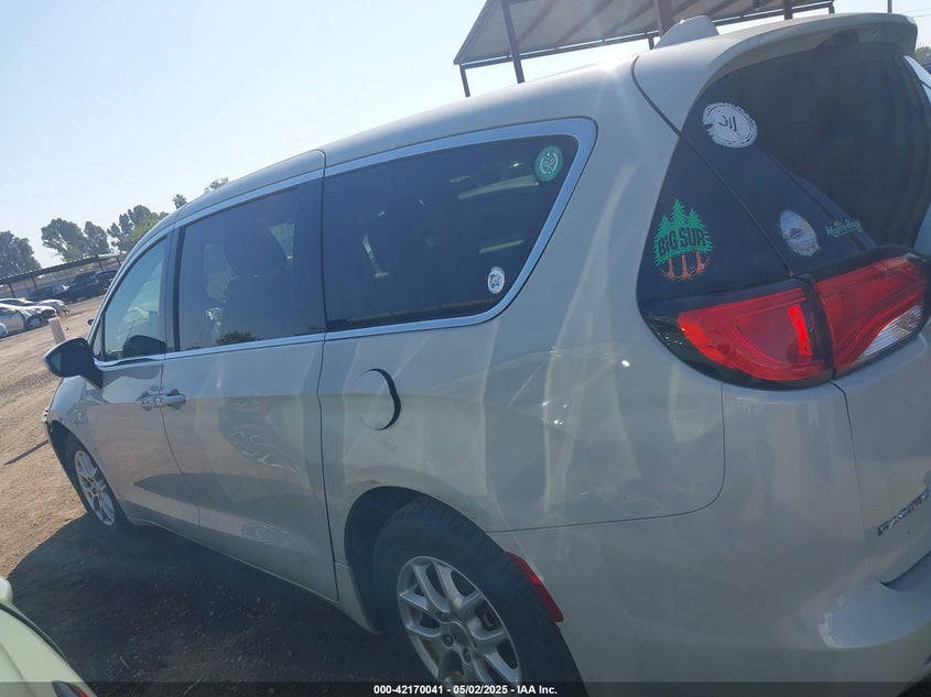 2017 CHRYSLER PACIFICA VIN: 2C4RC1DG6HR633826