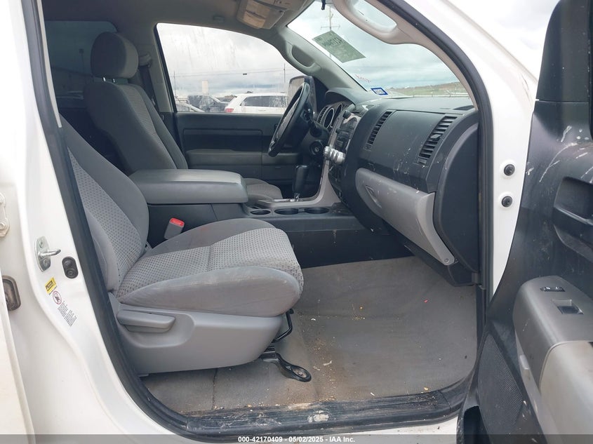 2011 TOYOTA TUNDRA VIN: 5TFDW5F1XBX173290