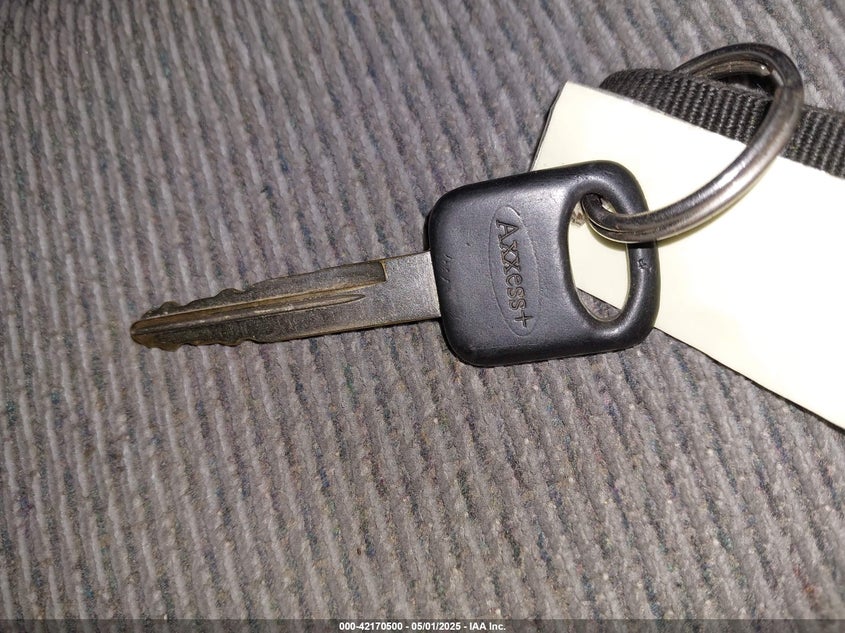 2004 Ford F-250 Lariat/Xl/Xlt VIN: 1FTNX21L04EA73688 Lot: 42170500