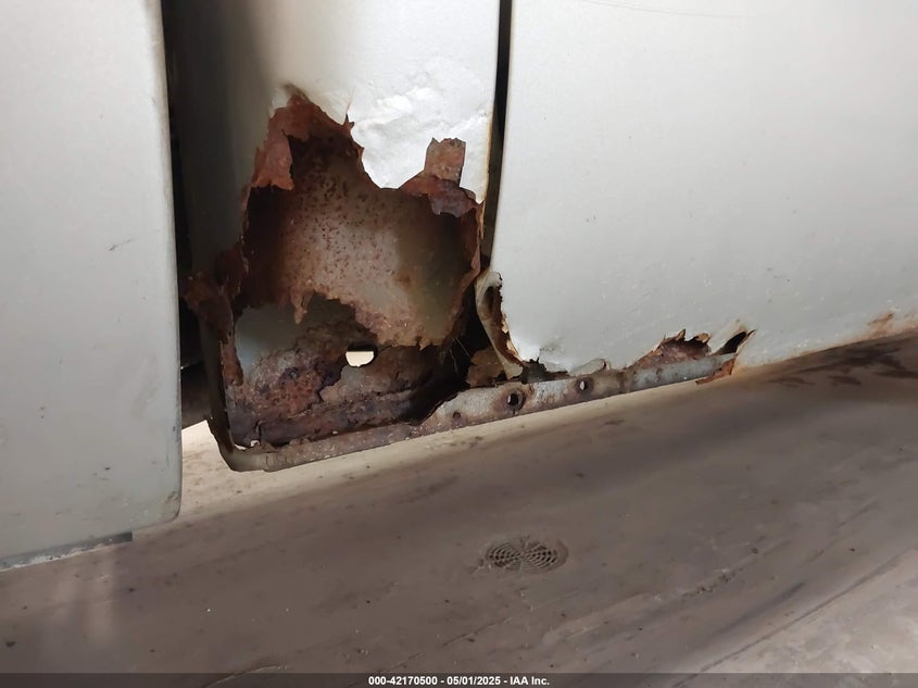 2004 Ford F-250 Lariat/Xl/Xlt VIN: 1FTNX21L04EA73688 Lot: 42170500