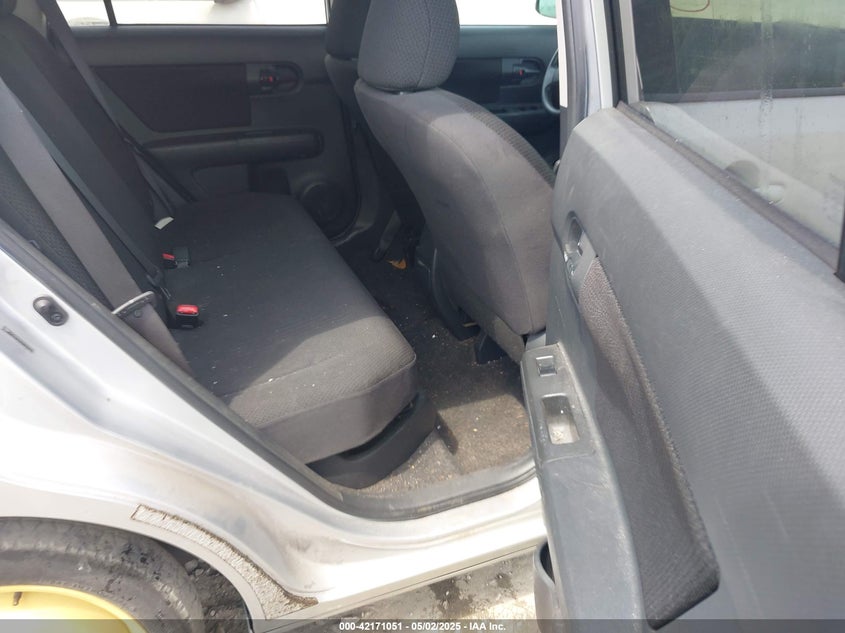 2008 SCION XB VIN: JTLKE50E781021599