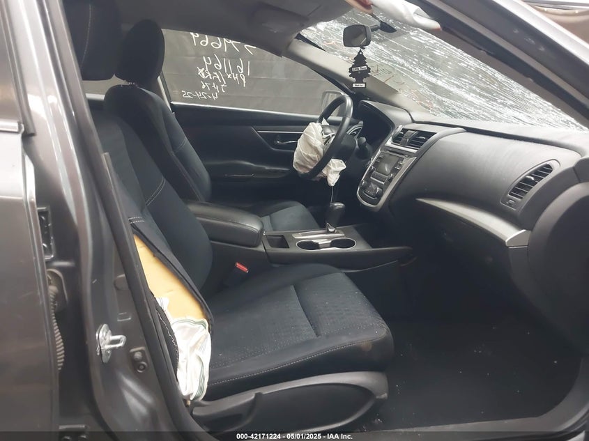 2017 NISSAN ALTIMA VIN: 1N4AL3AP9HC161164