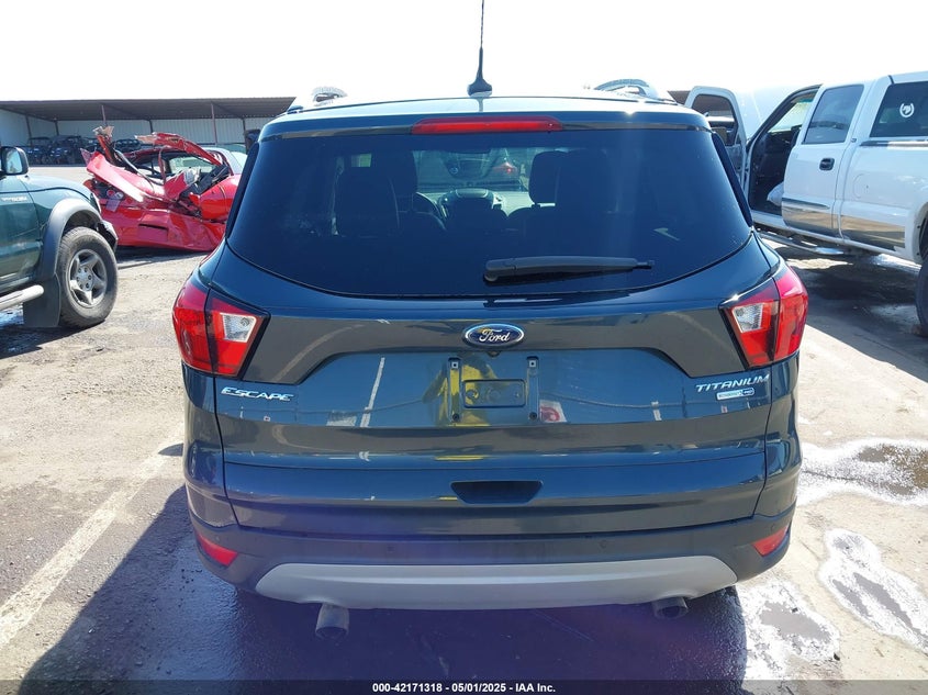 2019 FORD ESCAPE VIN: 1FMCU9J90KUB69249