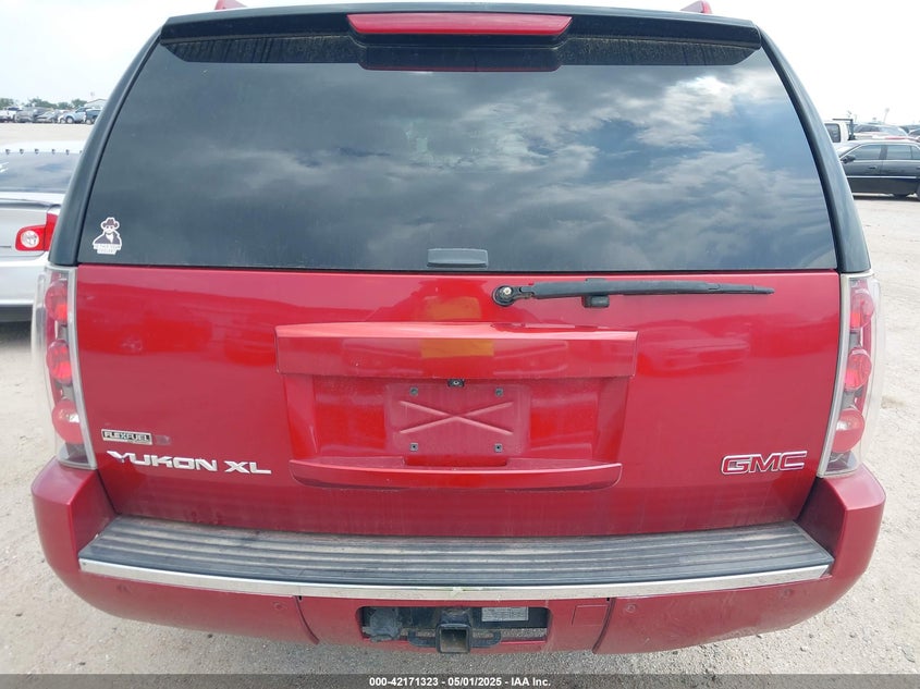 2012 GMC YUKON XL 1500 VIN: 1GKS1MEF5CR198010