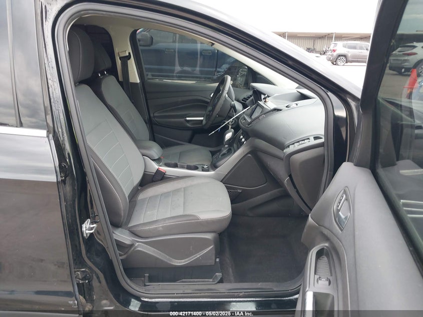 2016 FORD ESCAPE VIN: 1FMCU0G76GUB14524