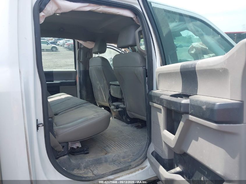 2017 Ford F-350 Chassis Xl VIN: 1FD8W3GTXHEC23000 Lot: 42171446