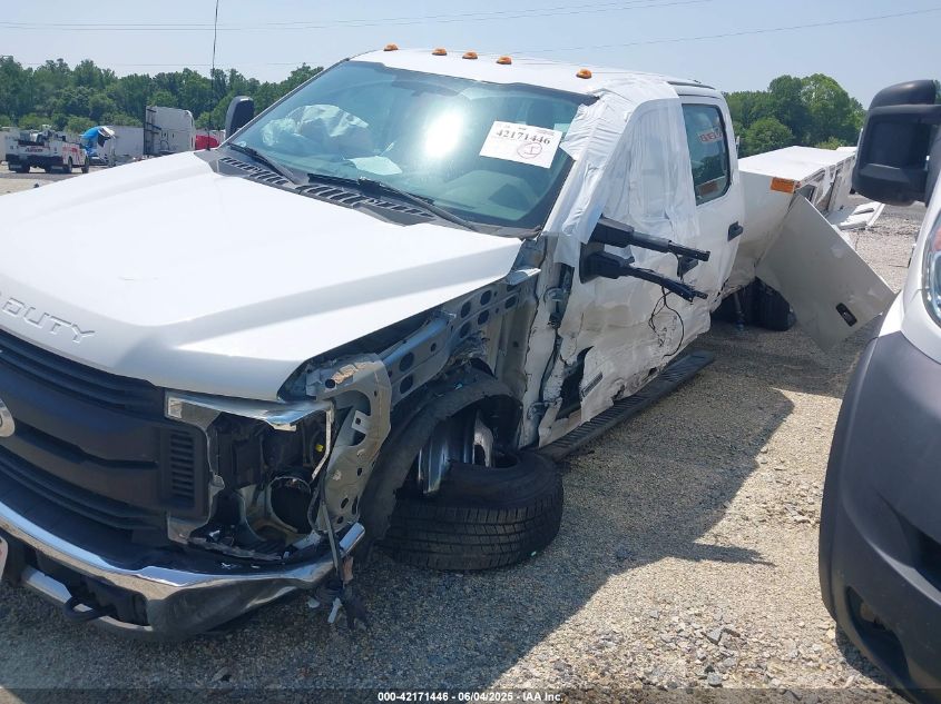 2017 Ford F-350 Chassis Xl VIN: 1FD8W3GTXHEC23000 Lot: 42171446