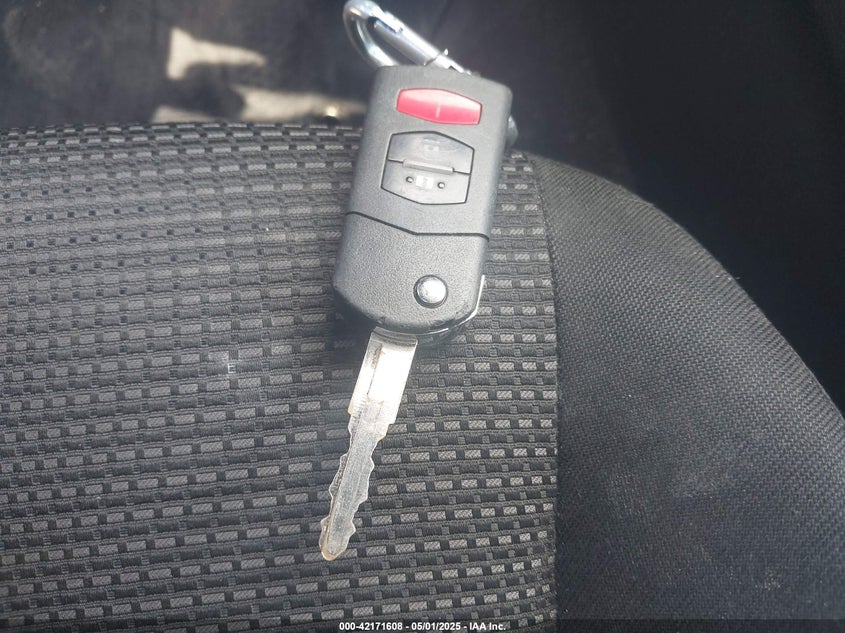 2012 MAZDA MAZDA3 VIN: JM1BL1L73C1674639