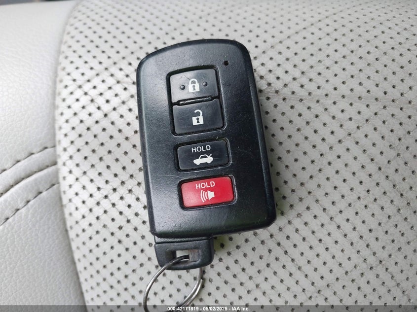 2013 TOYOTA AVALON HYBRID VIN: 4T1BD1EB5DU013902