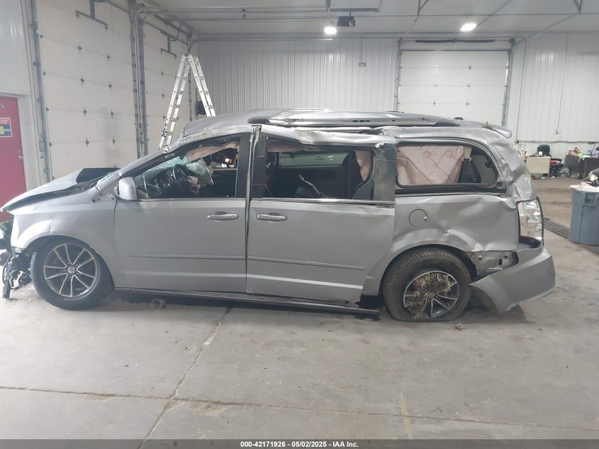 2017 DODGE GRAND CARAVAN SXT - 2C4RDGCG8HR737865