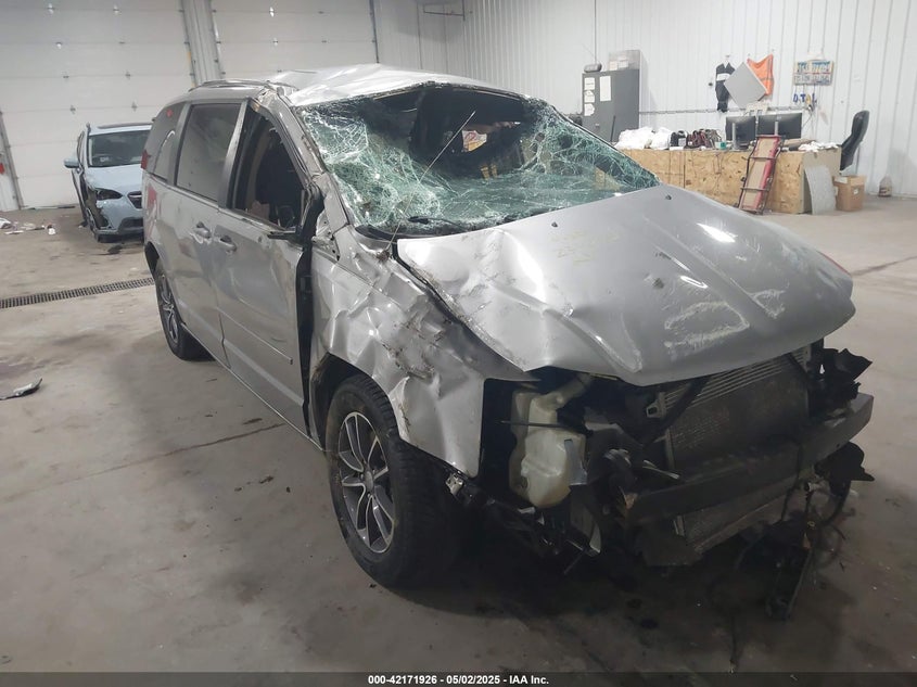 2017 DODGE GRAND CARAVAN SXT - 2C4RDGCG8HR737865