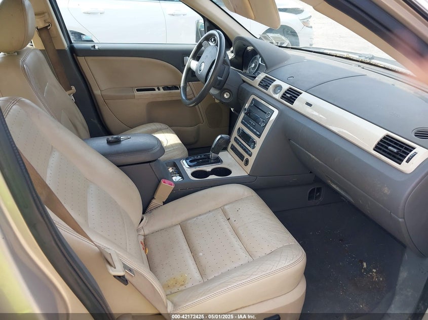 2008 MERCURY SABLE VIN: 1MEHM42W18G604352