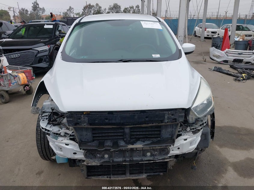 2017 FORD ESCAPE VIN: 1FMCU0GD6HUC27154