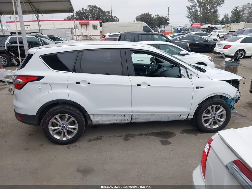 2017 FORD ESCAPE VIN: 1FMCU0GD6HUC27154