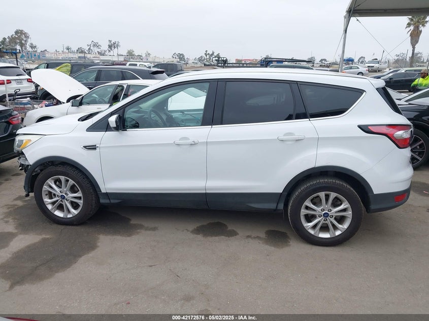 2017 FORD ESCAPE VIN: 1FMCU0GD6HUC27154
