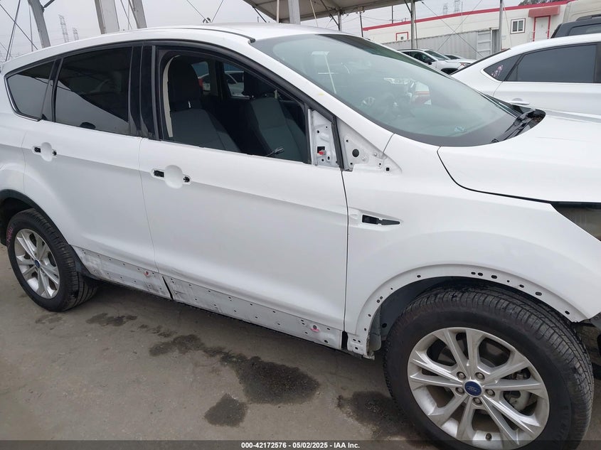 2017 FORD ESCAPE VIN: 1FMCU0GD6HUC27154