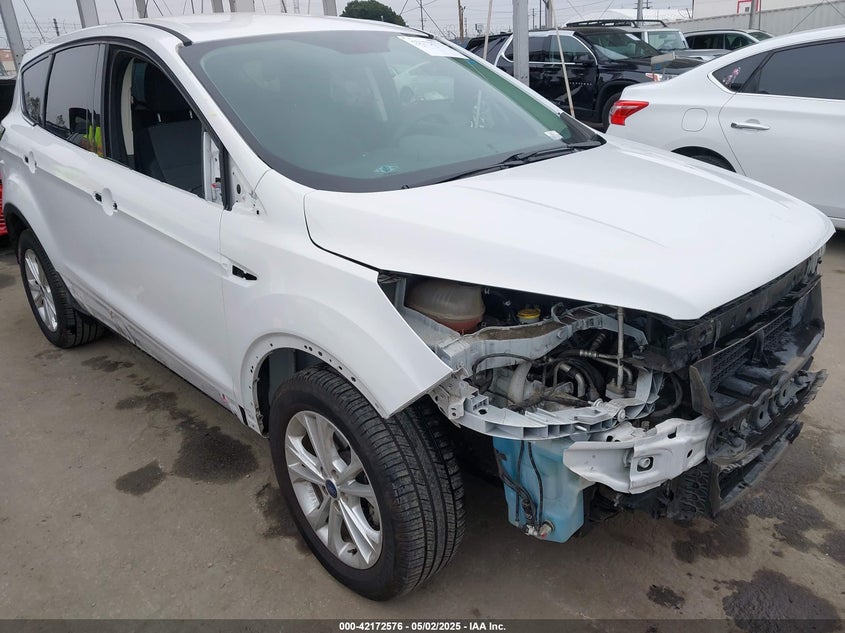 2017 FORD ESCAPE VIN: 1FMCU0GD6HUC27154
