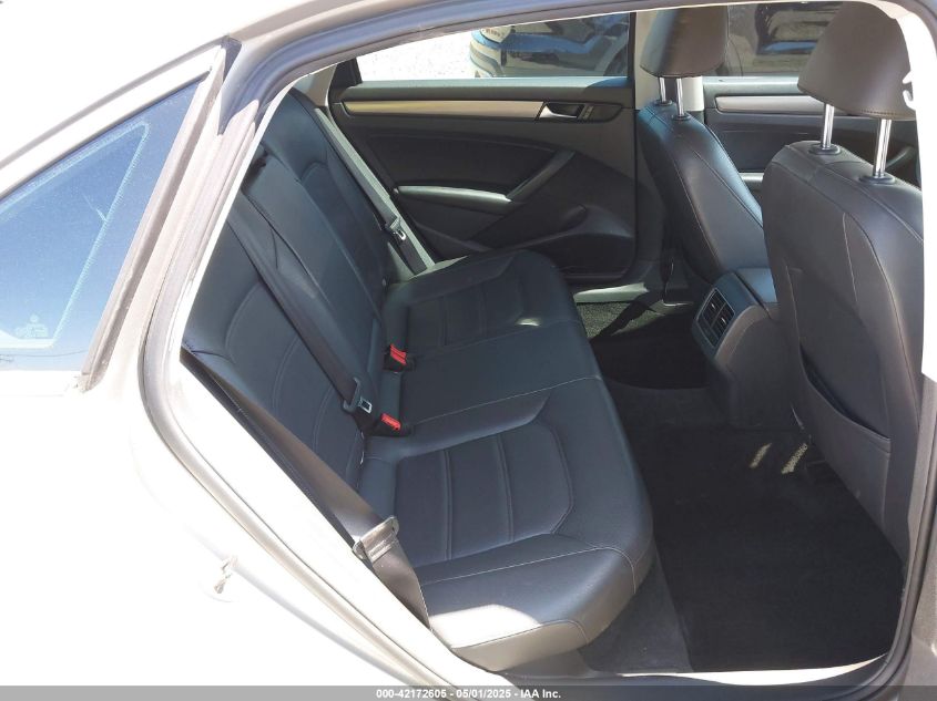 2014 Volkswagen Passat 2.0L Tdi Se VIN: 1VWBN7A35EC028438 Lot: 42172605