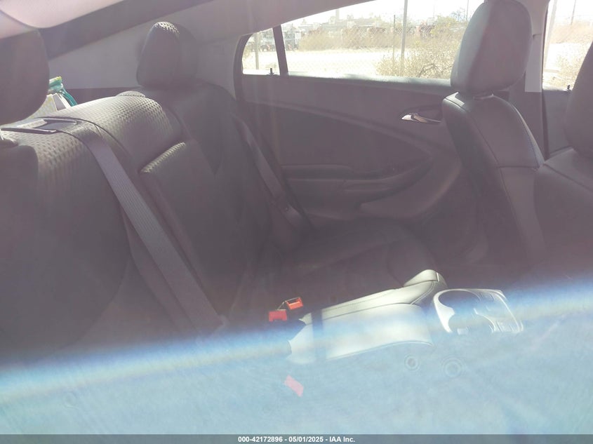 2018 CHEVROLET VOLT VIN: 1G1RB6S58JU157890