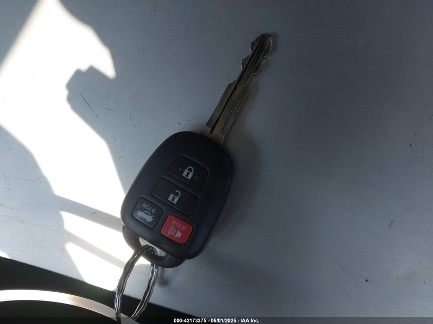 2017 TOYOTA COROLLA SE - 5YFBURHE1HP635800