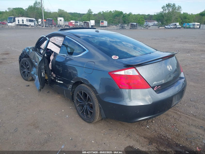 2008 HONDA ACCORD VIN: 1HGCS12858A015469