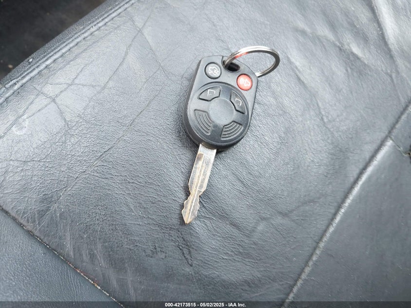 2012 FORD ESCAPE VIN: 1FMCU9EG0CKB70164