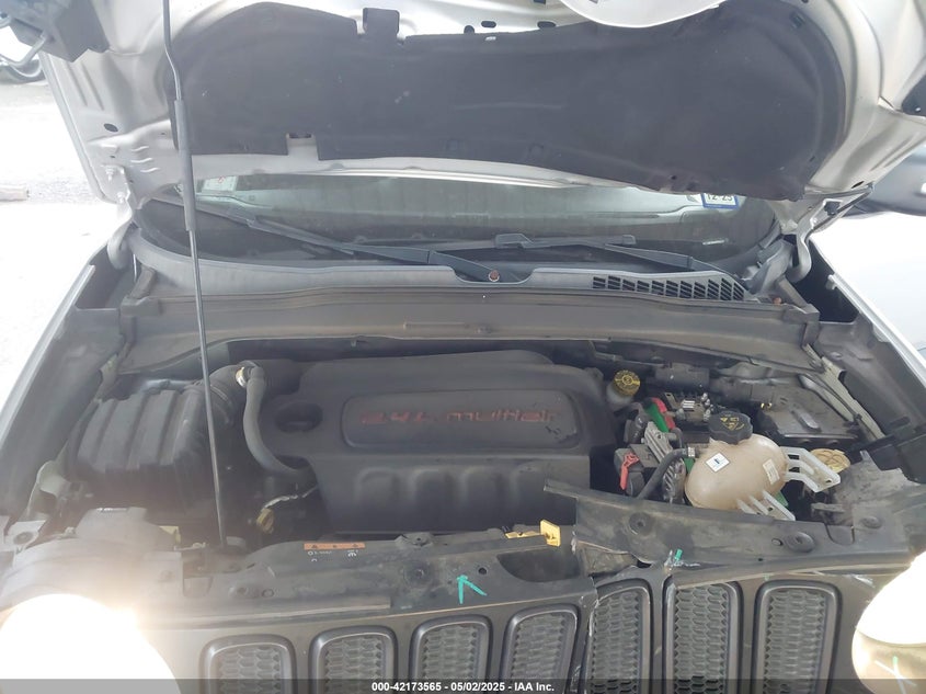 2017 JEEP RENEGADE TRAILHAWK 4X4 - ZACCJBCB8HPE82127