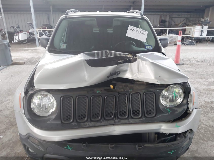 2017 JEEP RENEGADE TRAILHAWK 4X4 - ZACCJBCB8HPE82127