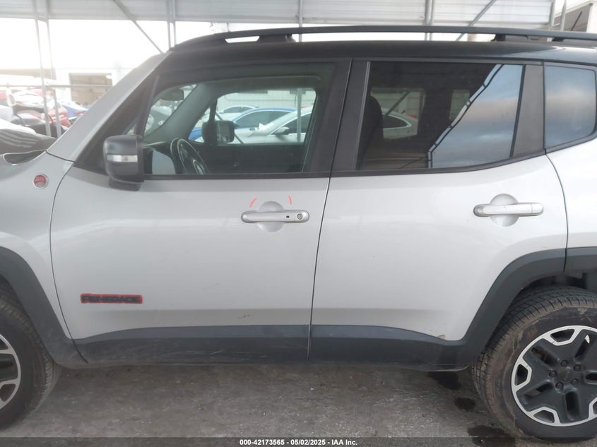 2017 JEEP RENEGADE TRAILHAWK 4X4 - ZACCJBCB8HPE82127