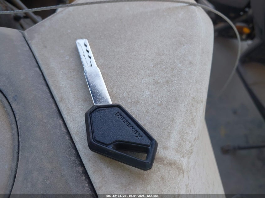 2023 KAWASAKI KLE650 F - ML5LEEH13PDA05542