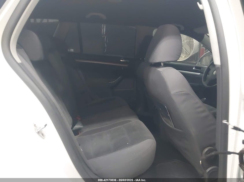 2009 VOLKSWAGEN JETTA VIN: 3VWKM71K49M283693