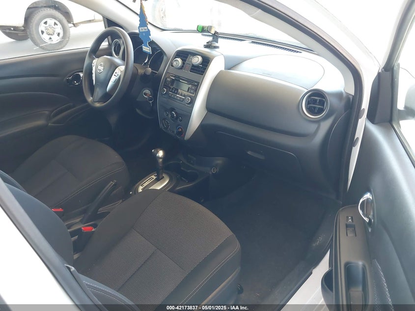 2017 NISSAN VERSA 1.6 SV - 3N1CN7AP4HL820389