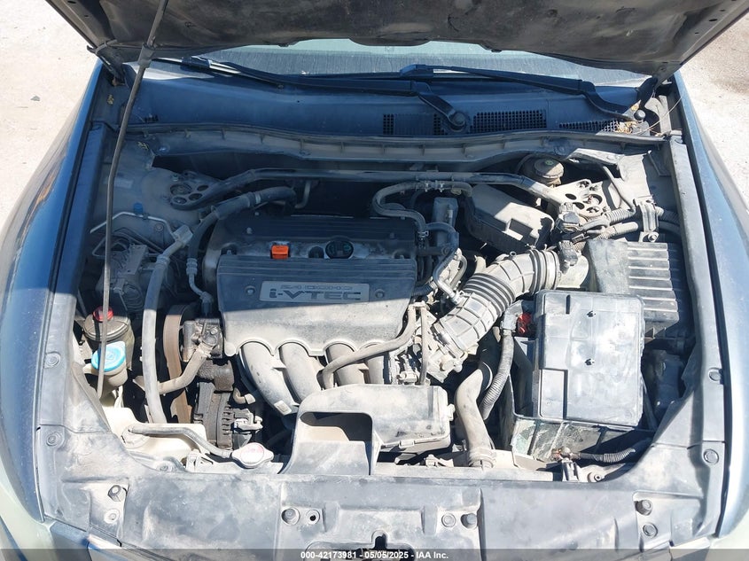 2008 HONDA ACCORD VIN: 1HGCP26848A008384