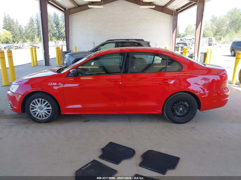 2013 VOLKSWAGEN JETTA 2.0L S - 3VW2K7AJXDM224671