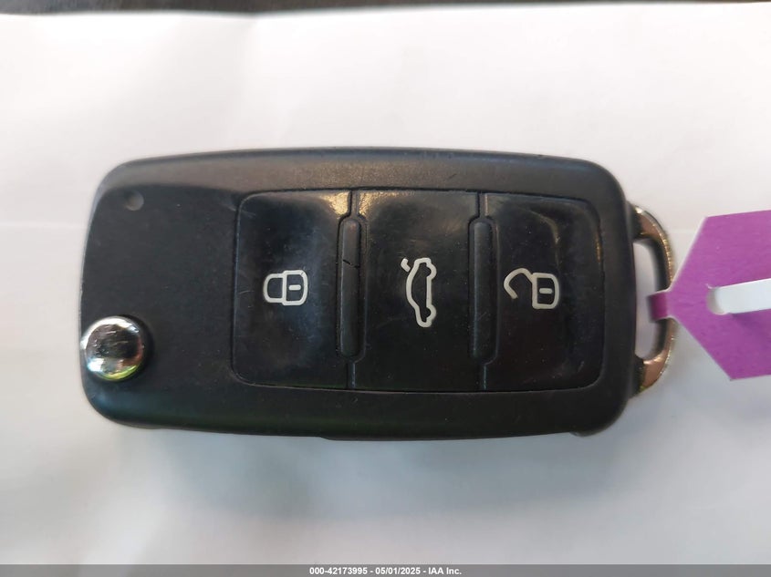 2013 VOLKSWAGEN JETTA 2.0L S - 3VW2K7AJXDM224671